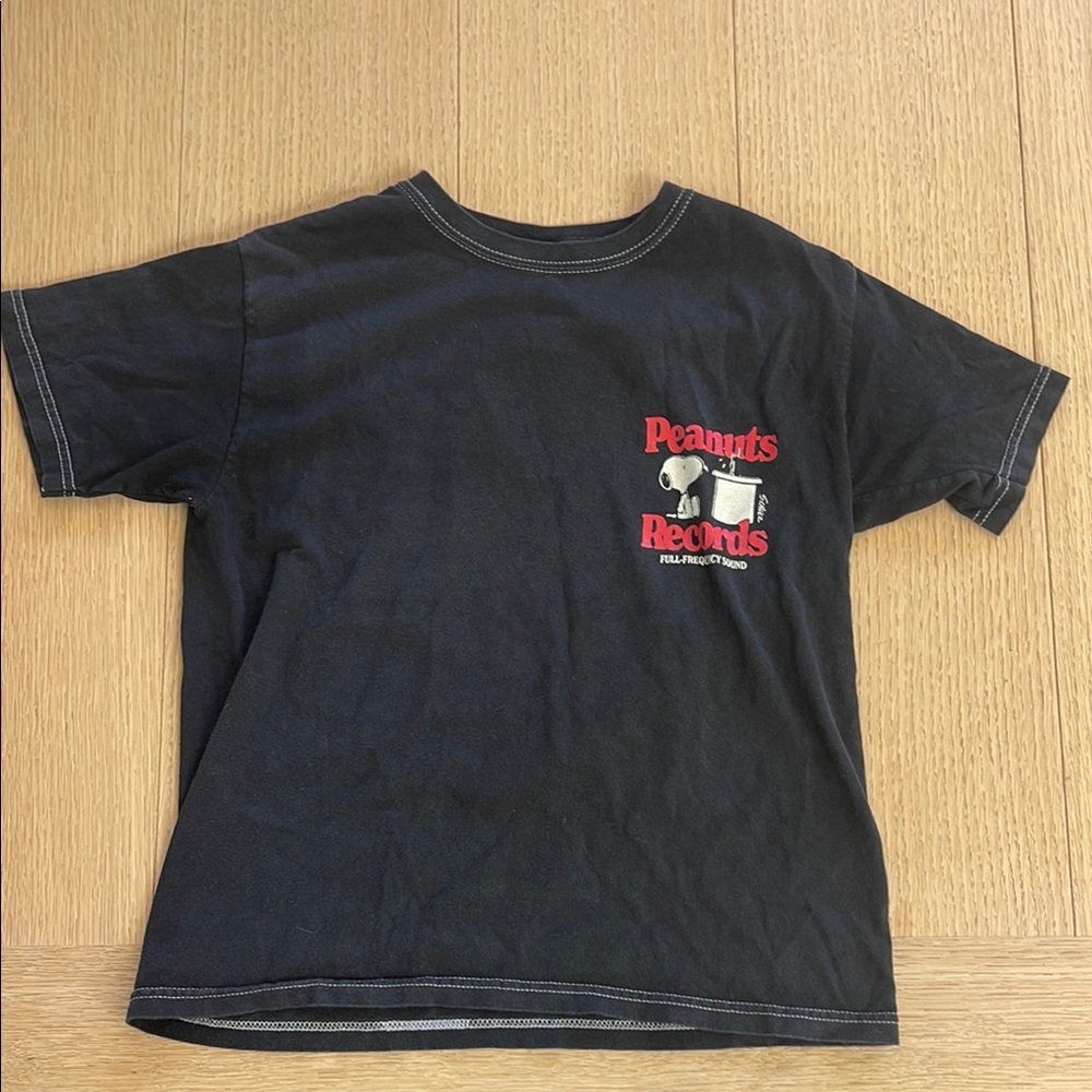 Peanuts Black Short Sleeve Tee Classic Style